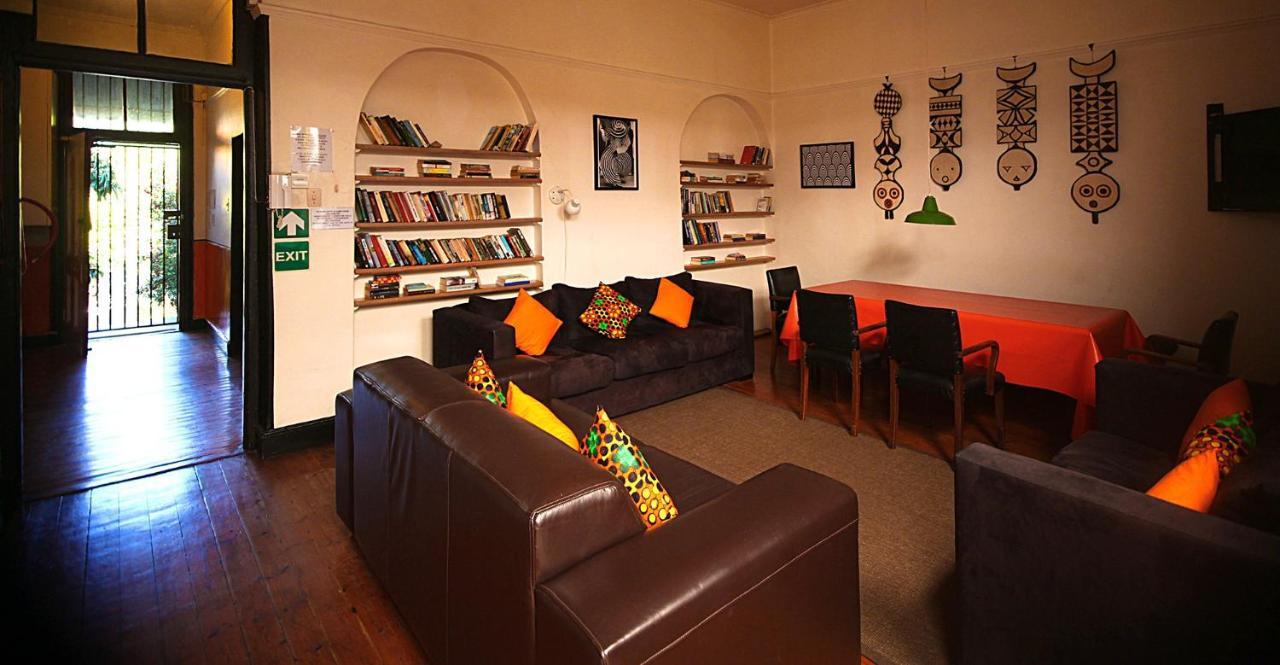 Zebra Crossing Backpacker Hostel Cape Town Luaran gambar