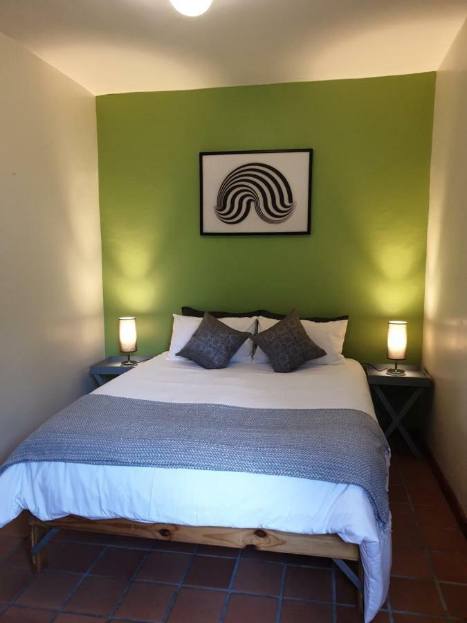 Zebra Crossing Backpacker Hostel Cape Town Luaran gambar