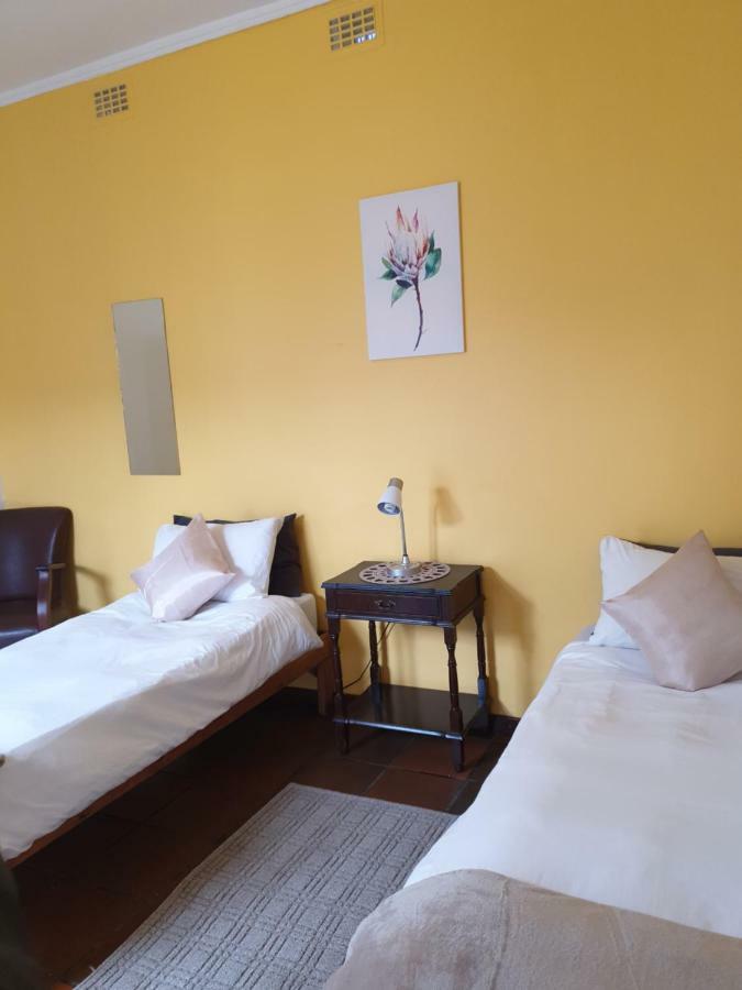 Zebra Crossing Backpacker Hostel Cape Town Luaran gambar