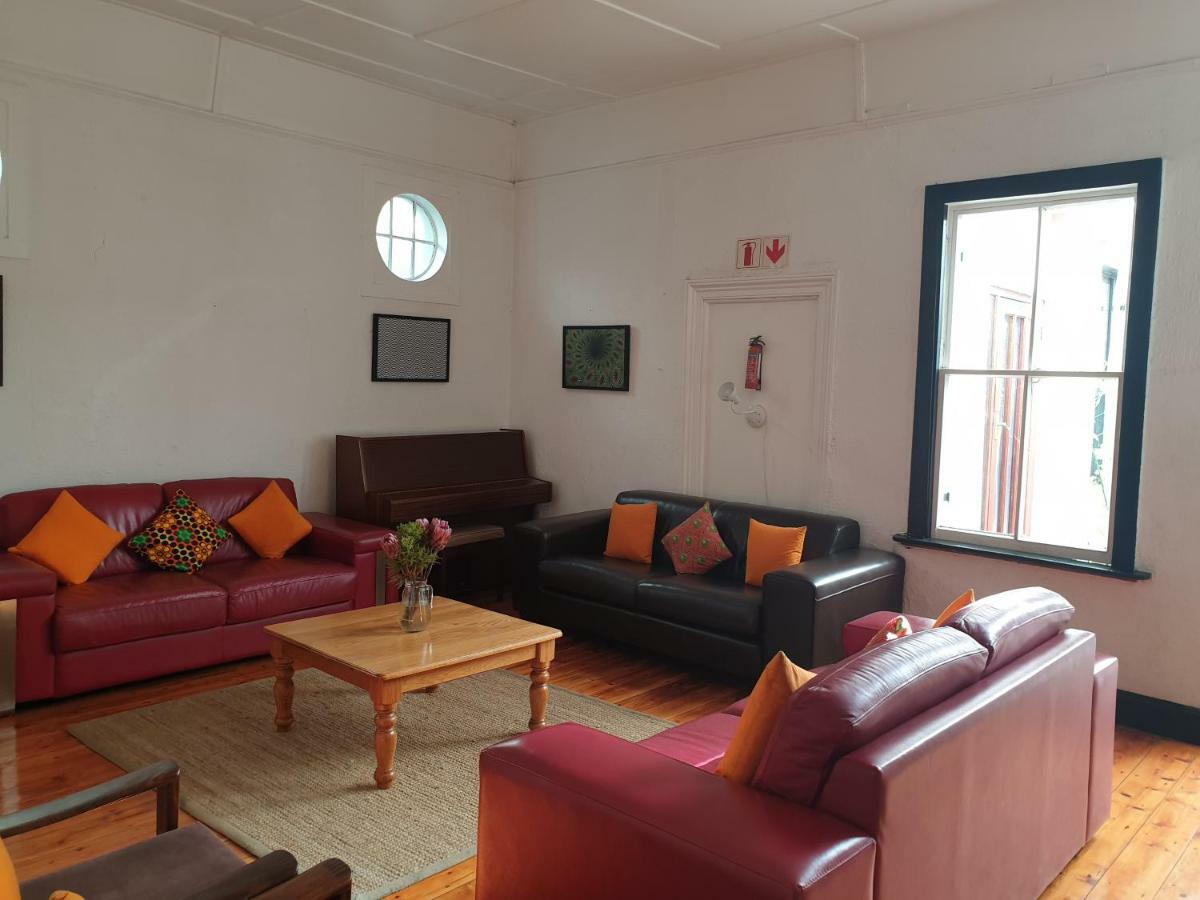 Zebra Crossing Backpacker Hostel Cape Town Luaran gambar
