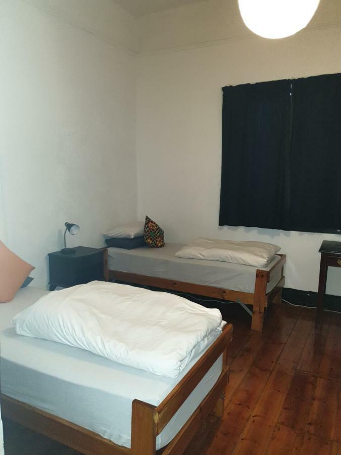 Zebra Crossing Backpacker Hostel Cape Town Luaran gambar