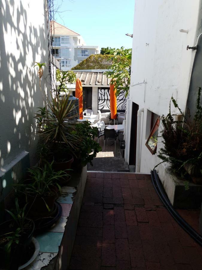 Zebra Crossing Backpacker Hostel Cape Town Luaran gambar